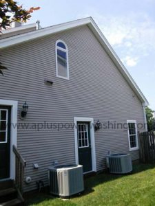 House16 roof cleaning service