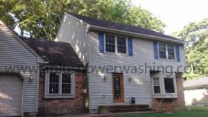 front of house dirty siding