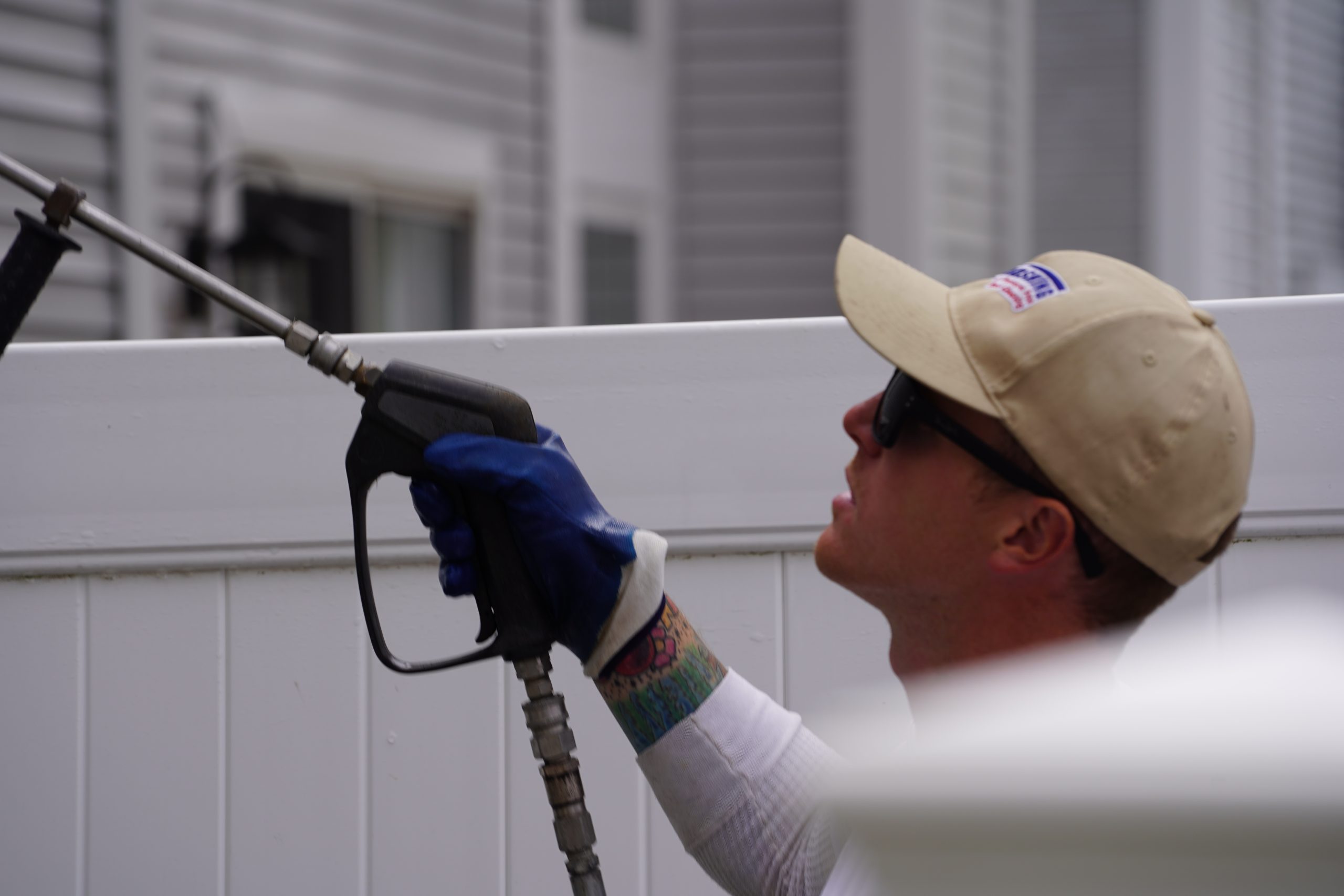 A+ technician house washing.